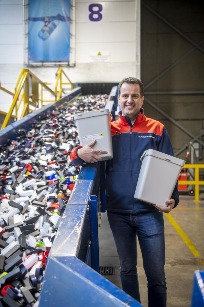 Matthijs Veerman, business development manager bij Morssinkhof Rymoplast, verzekert IKEA van een constante aanvoer en kwaliteit van gerecycled plastic