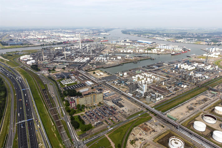 Werknemers en werkgevers trekken samen op bij verstandig klimaatbeleid industrie